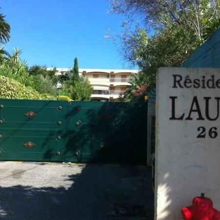 Laura 1 * Juan-les-Pins